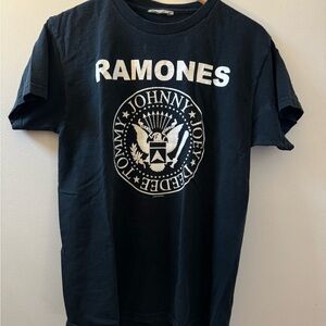 Vintage Ramones Band Black Graphic T-Shirt